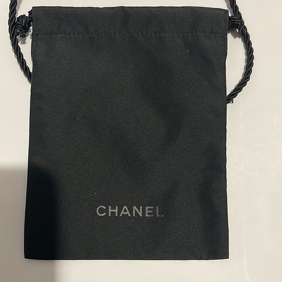 Authentic Chanel bundle - Picture 12 of 17